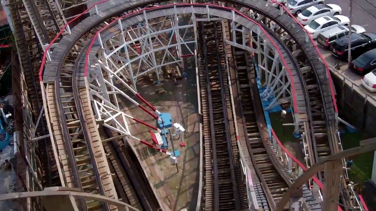 Coney Island Cyclone: HD POV @ Luna Park (Coney Island, NY)