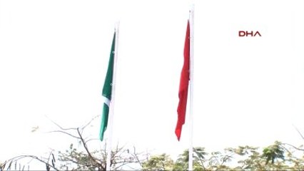 Cumhurbaşkanı Erdoğan Nijerya'da Resmi Törenle Karşılandı