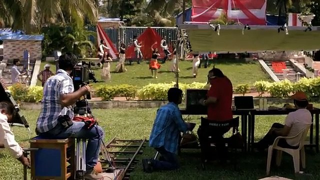 Rut Ne Jo Bansi Bajai - Offical Music Video by Falguni Pathak