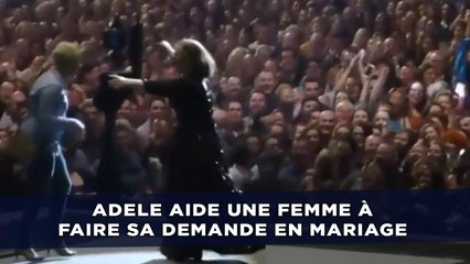 Adele aide une femme à faire sa demande en mariage lors d'un concert