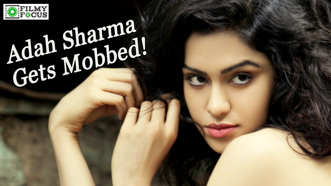 Adah Sharma gets mobbed!|| Kannada Focus