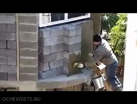 Les génies de la construction : cette maison ne va pas tenir debout longtemps