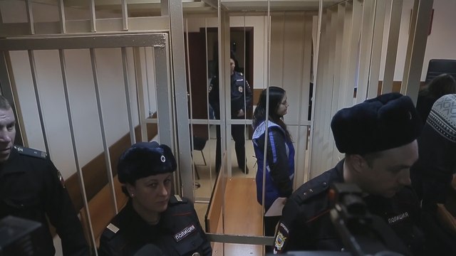 Investigadores creen que la asesina de la niña en Moscú actuó instigada por otros