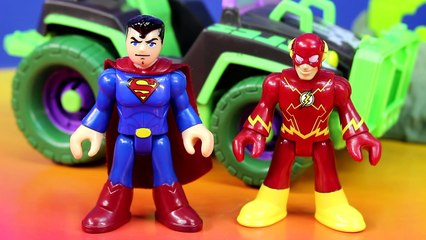 Imaginext Superman Flash Drive Hulk Smash Vehicle to Battle Dr. Zoom And Bizarro Alien Space Station