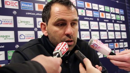 Johann Gallon, entraîneur de l'US Granville avant la rencontre l'opposant à l'Olympique de Marseille