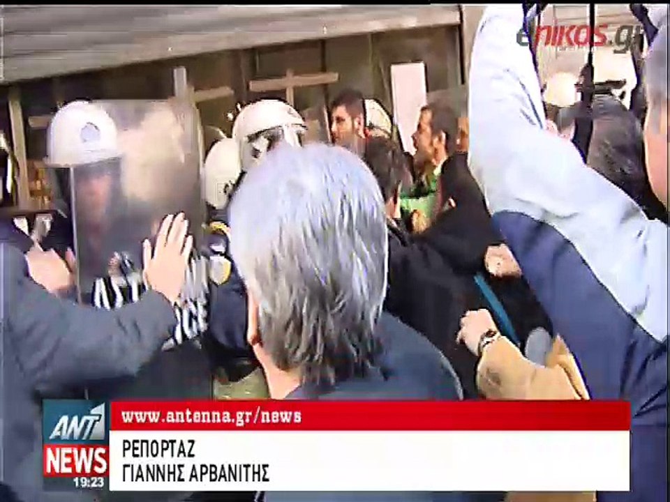 Τι είπε η γυναίκα που τραυματίστηκε έξω από το...