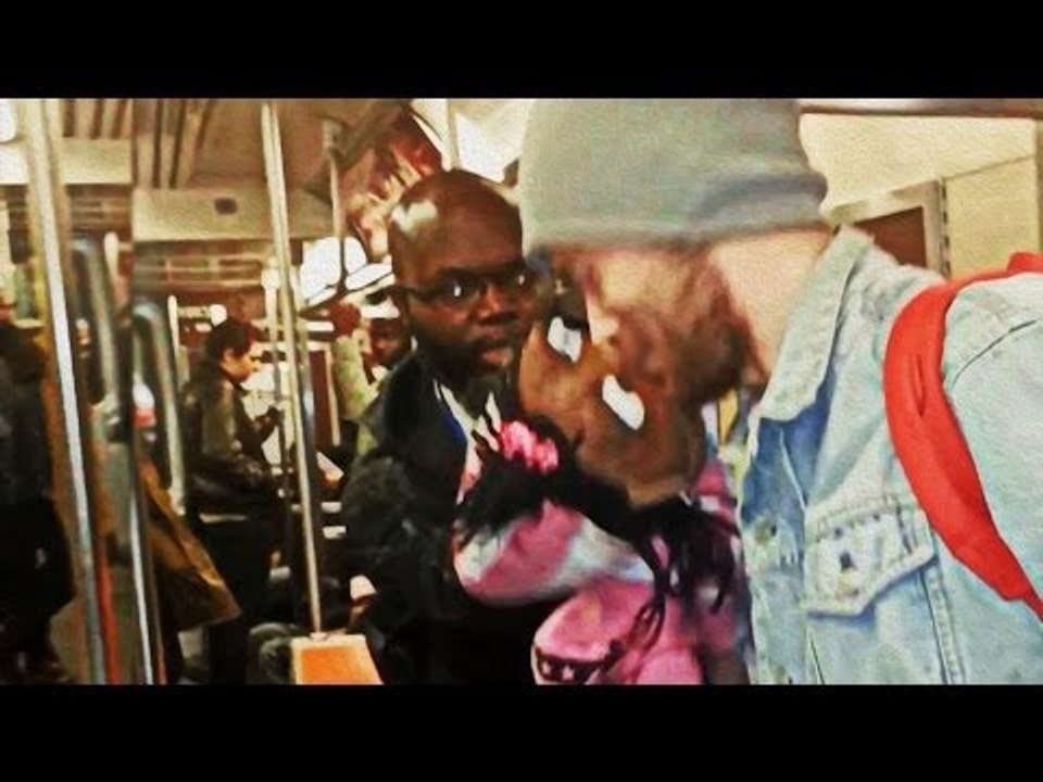 White guy gets a kiss from a puppet on Subway (Cindy Hot Chocolate)