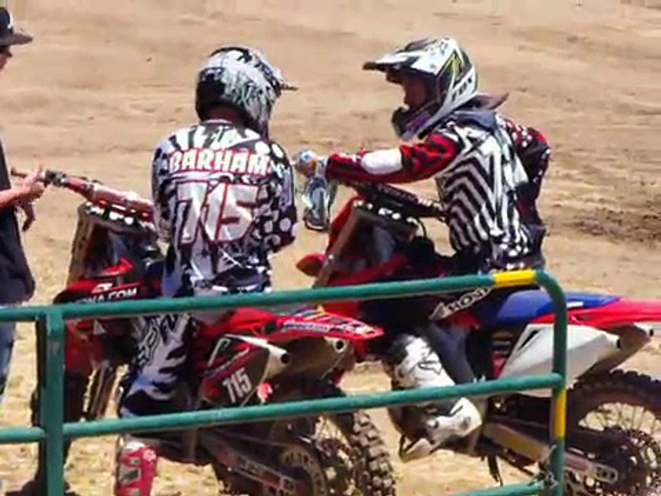 Fight cross