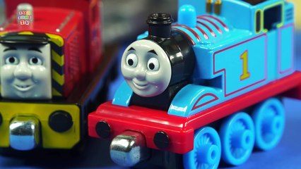 Thomas The Tank Engine and the Pirates Cove Halloween Adventure