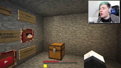 Minecraft | CHOPPED OFF MY HEAD?!