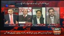 Kashif abbasi taking class of Zaeem qadri in show