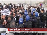 İstanbul'da Plaka Tahdidi için yol kapatan servisciler trafiği felç etti
