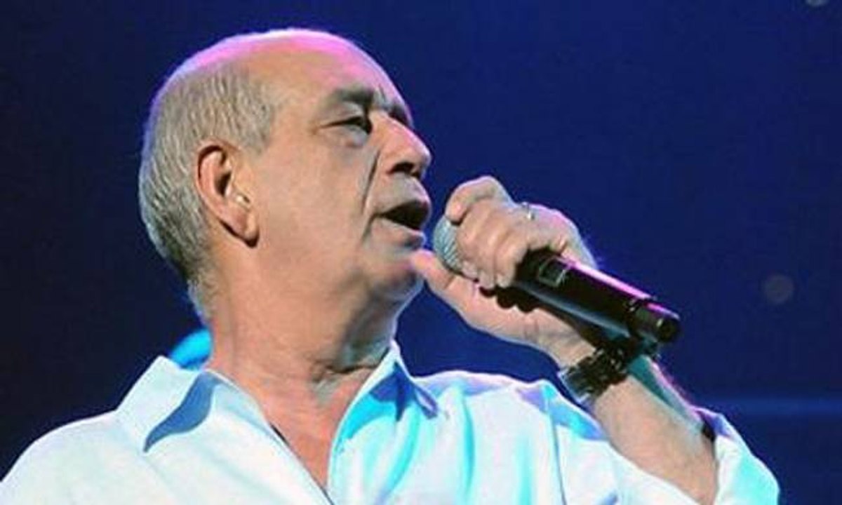 Ρόζα Live --- Δημήτρης Μητροπάνος
