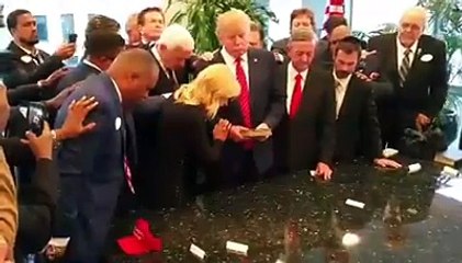 Reunión entre Donald Trump y evangélicos causa polémica