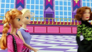 Anna & Elsa Send Evil Cousin to Jail after Asle Kidnaps Frozen Elsa. DisneyToysFan