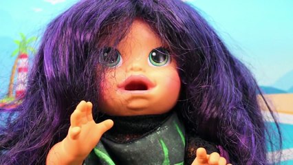 Baby Alive Mal is a Vampire after Scary Trick Or Treating. DisneyToysFan.