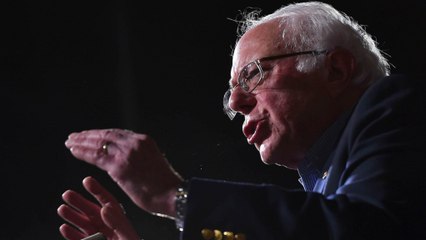 Sanders praises 'Big Short' screenwriter Adam McKay