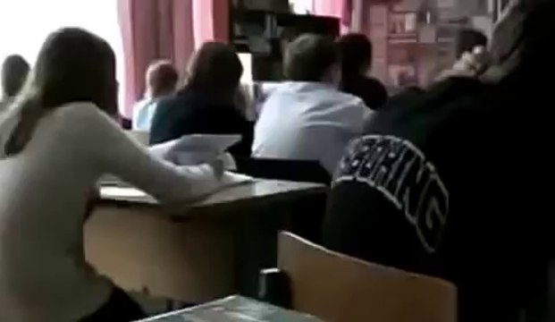 О го го вот это реакция у девушки!