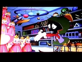 Funny scene From Buh HumDuck Looney Tunes