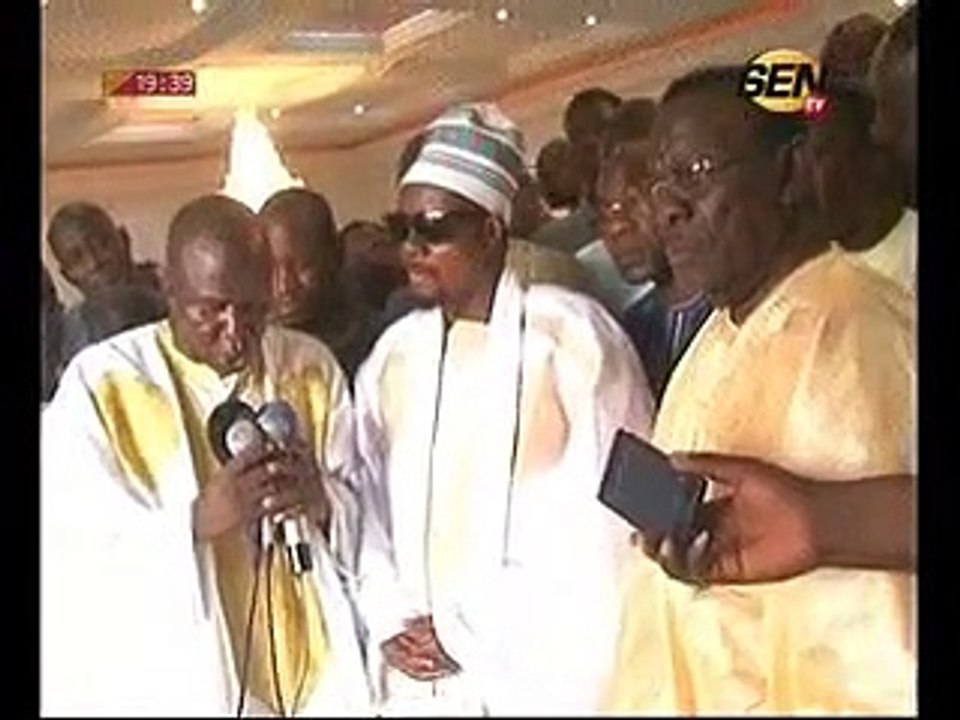 Cheikh Bass Abdou Khadre rend visite à Cheikh Béthio