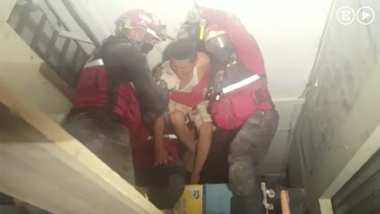 Ecuador sige a la búsqueda de supervivientes