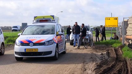 N366 Ter Apel bijna twee uur afgesloten door vondst tas bij aanmeldcentrum COA - RTV Noord