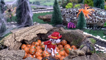 Paw Patrol Halloween Lucky Dip with Thomas & Friends   Minions Kinder Surprise Eggs Star Wars