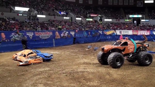 Monster Mutt Freestyle - Monster Jam Peoria, IL