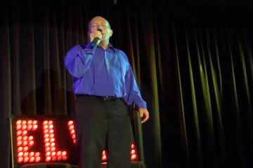 Danny McCorkle sings 'Rubberneckin' Elvis Day 2008
