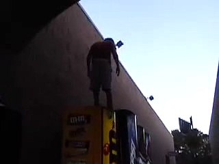 Backflip sur un distributeur