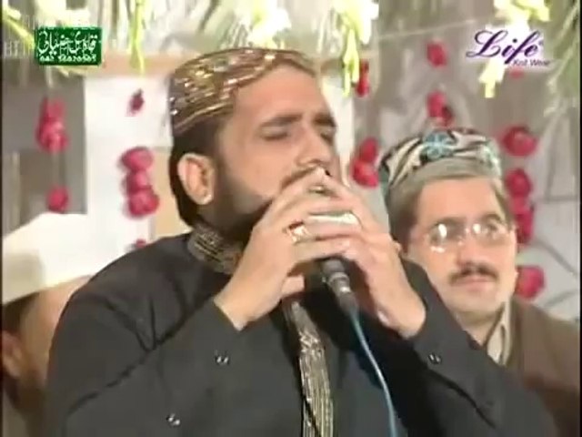 Qari Shahid Mehmood Qadri Naat 2012( Sohneya Shan Kamal Ne Teriyan Zulfan De )By Harooni Group