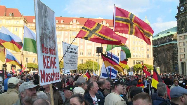 Pegida-Gründer Bachmann poltert gegen Böhmermann