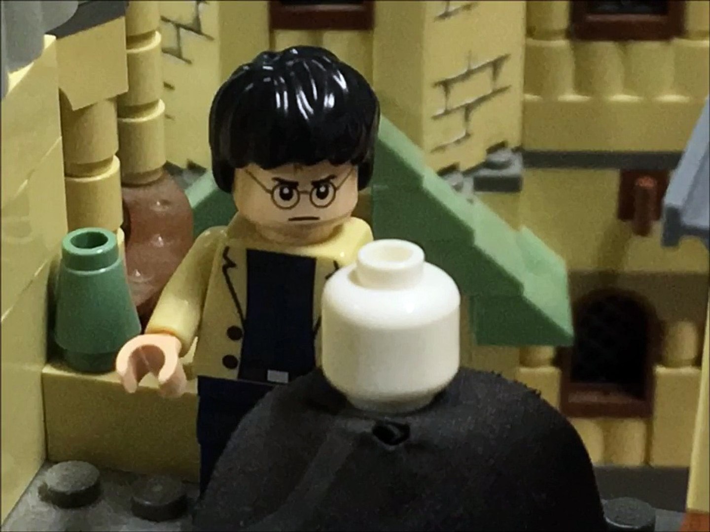 LEGO Harry Potter and the Deathly Hallows Part 2: Harry vs. Voldemort Final  Battle Clip - video Dailymotion