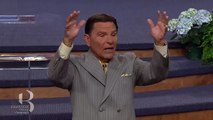 The Creative Power of the Blessing (BVC 2015) - Kenneth Copeland 37