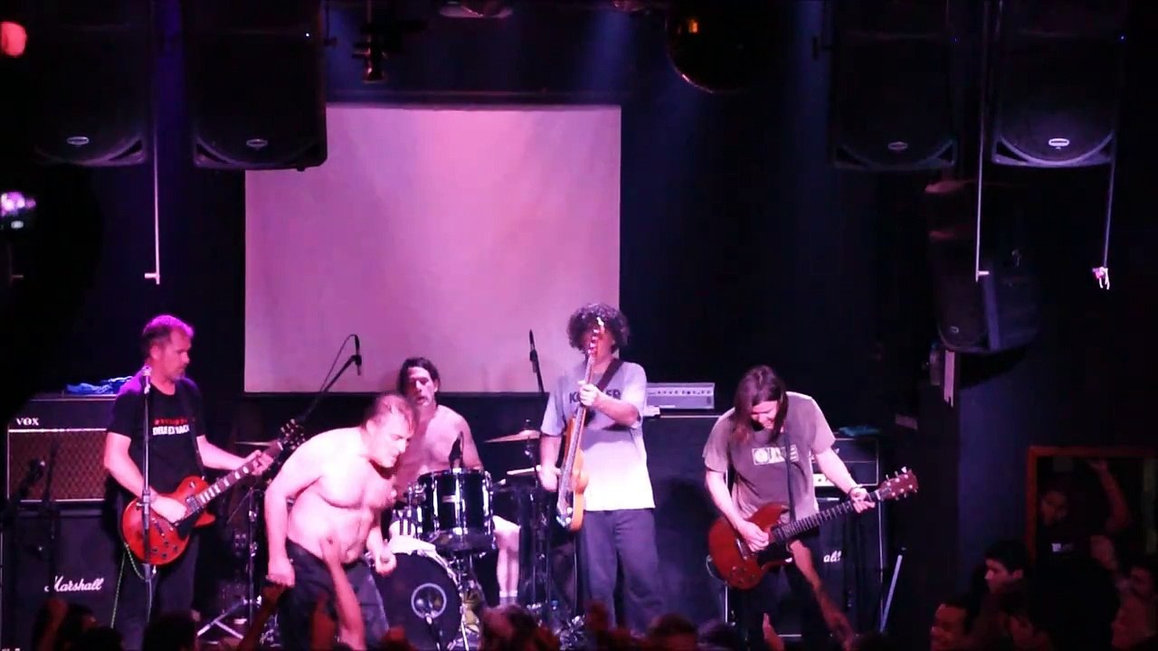 Jello Biafra & The Guantanamo School Of Medicine - Too Drunk To Fukc (Live @ Rio-Brazil 2010.11.09)