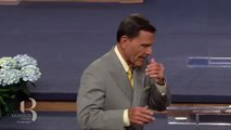 The Creative Power of the Blessing (BVC 2015) - Kenneth Copeland 48