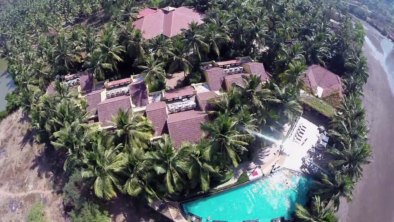 Explore the world with the largest aerial videos database!