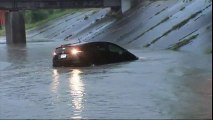 Reporter Saves Driver From Rising TX Floodwaters