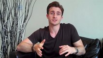 How To Tell If A Guy Likes You Instantly - Proven To Work: From Matthew Hussey, GetTheGuy