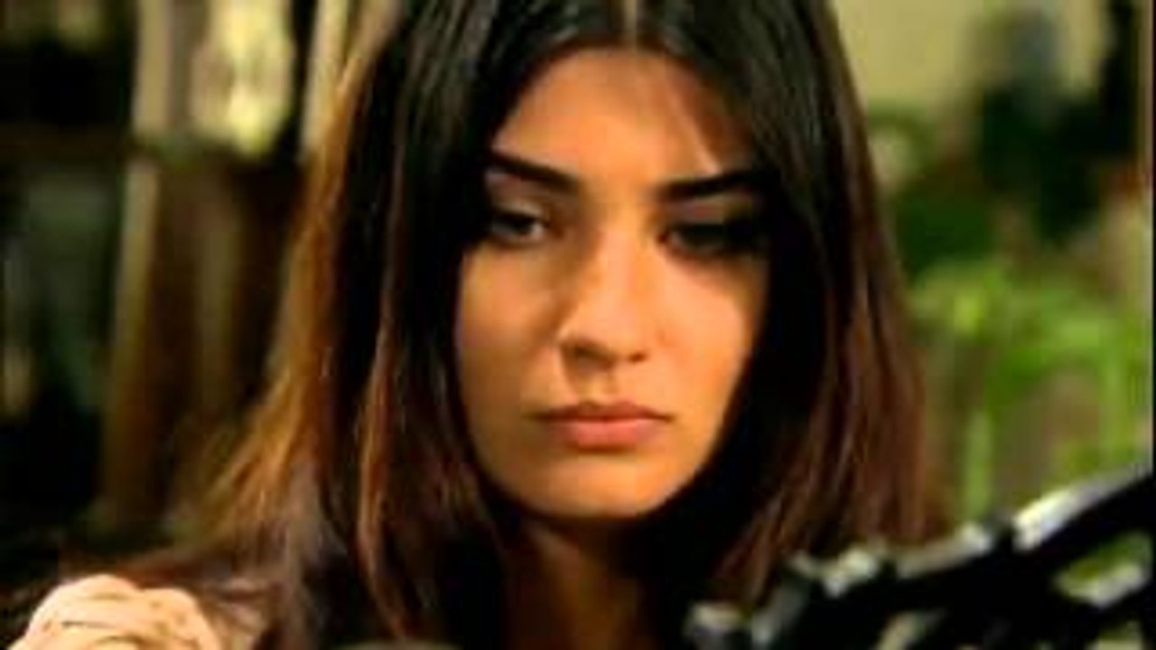 المسلسل التركي بائعة الورد الحلقة – 102 فيديو