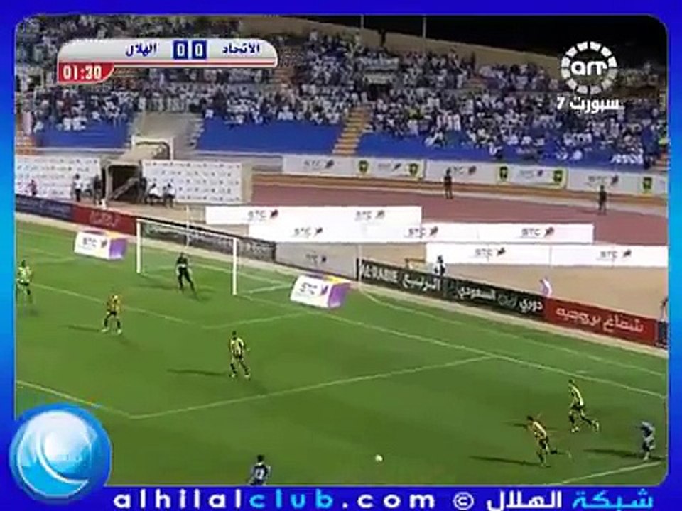 هدف اللاعب ياسر القحطاني في مرمى الاتحاد بصوت المعلق محمد المسرحي
