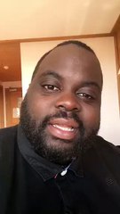 L'acteur Issa Doumbia se joint à l'Association Trisomie 21 du 22 pour sa tombola du 24 avril