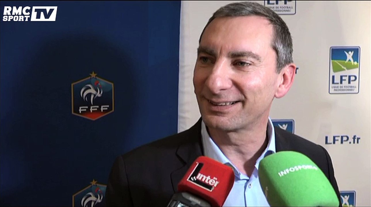 Les arbitres vont entrer dans l'ère du professionnalisme "d'ici trois ans"