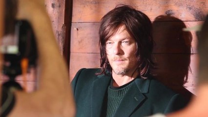 Norman Reedus Plays "Walking or Dead?"