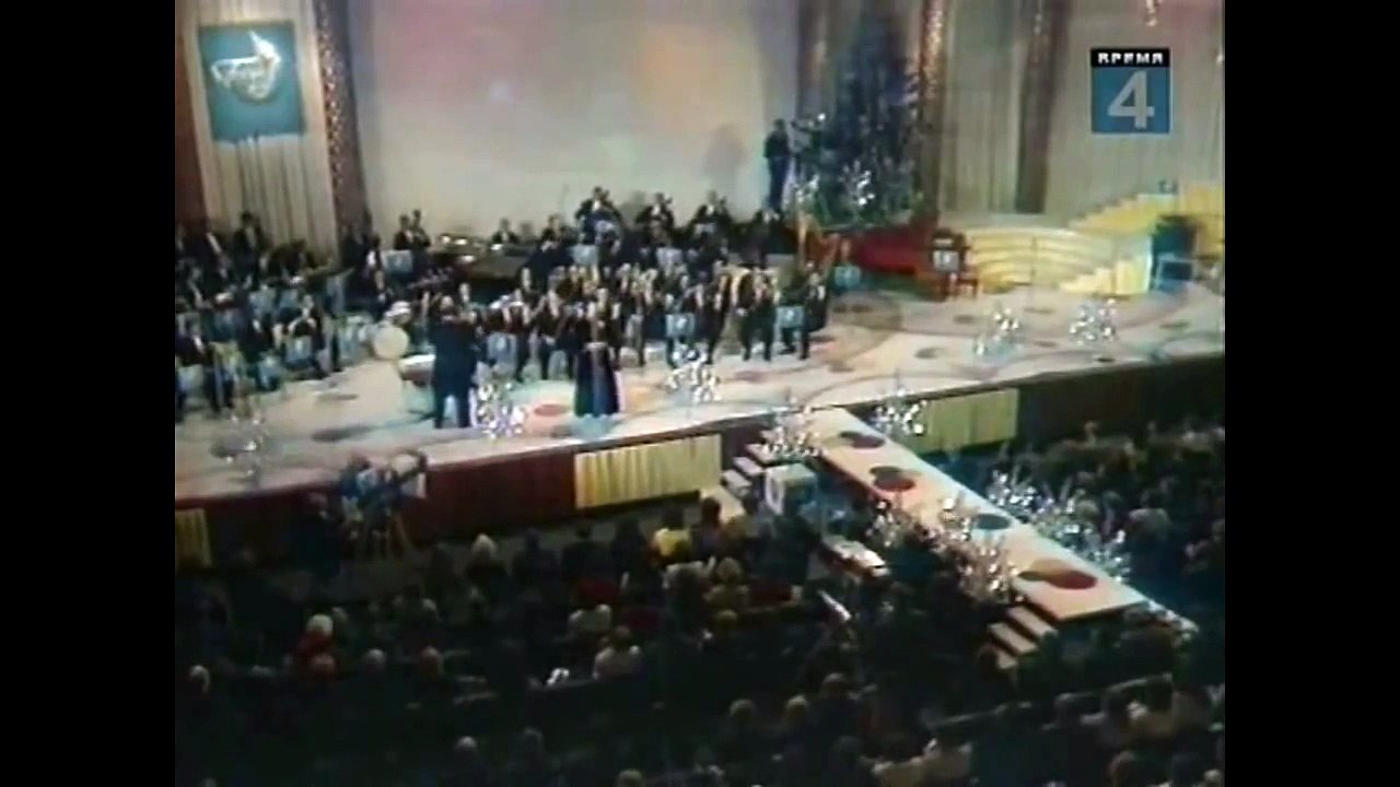 Гляжу в озера синие Поет Ольга Воронец Olga Voronets Gliazu