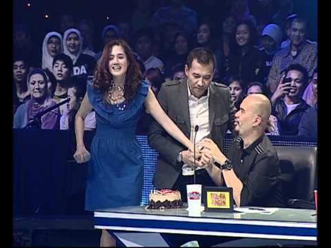 HIGHLIGHTS - INDONESIAN IDOL 2012 - AHMAD DHANI'S BIRTHDAY
