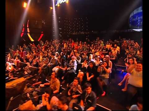 HIGHLIGHTS - INDONESIAN IDOL 2012 - STANDING APPLAUSE FOR REGINA & JUDIKA