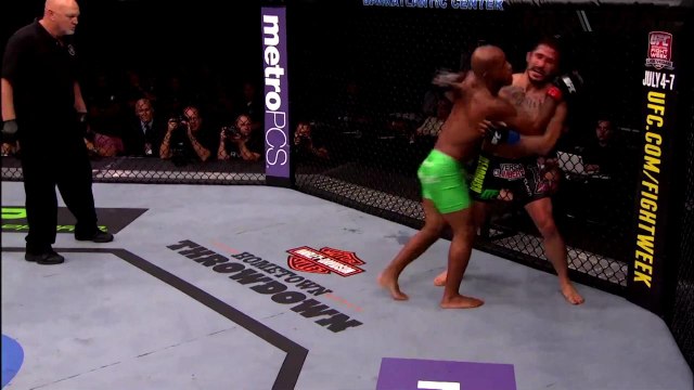 Demetrious Johnson stuck to his routine in preparation for UFC 197