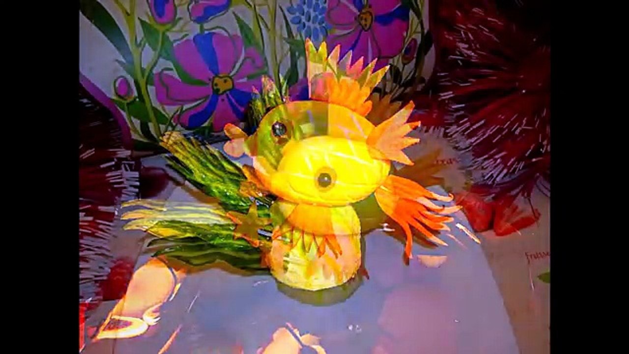 Золотая рыбка из лимона! Gold fish of lemon! Украшения из лимона! Decoration of fruit!