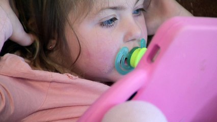 Little girl has rare syndrome where she hates affection